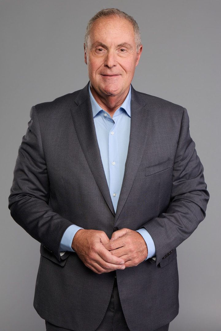 NETFLIX ADDS LEGEND ANDRÉS CANTOR TO BROADCAST TEAM FOR THE FIFA WOMEN'S WORLD CUP 2027