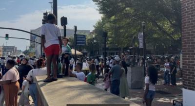 Community bridges Georgia and Alabama for 5th annual Tri-City Latino Parade