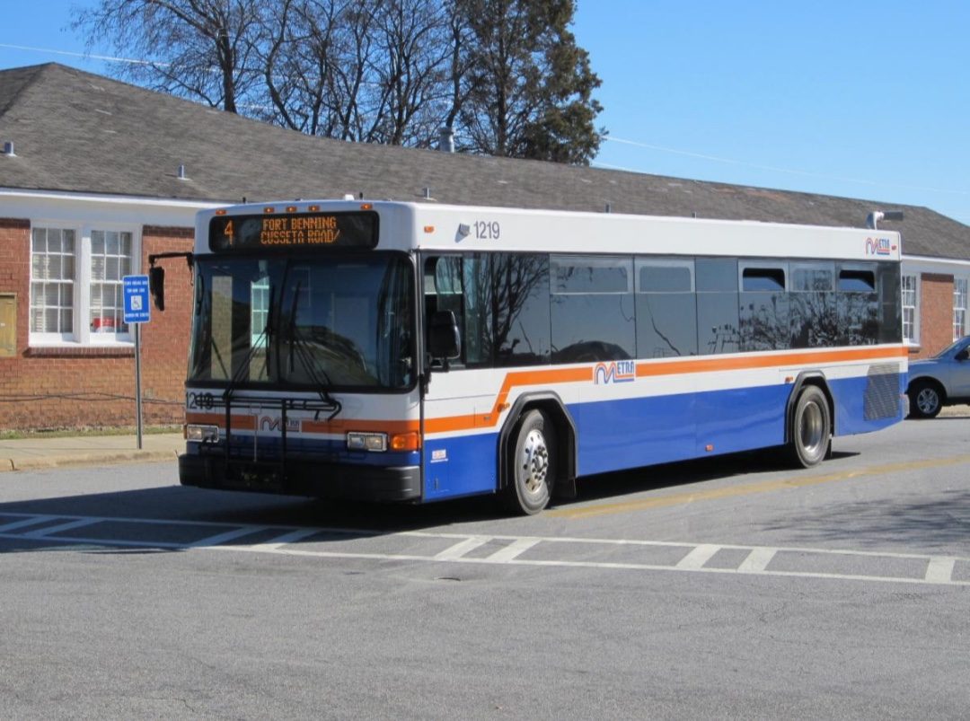A METRA bus in Columbus. A regular one-way fare is $1.30.