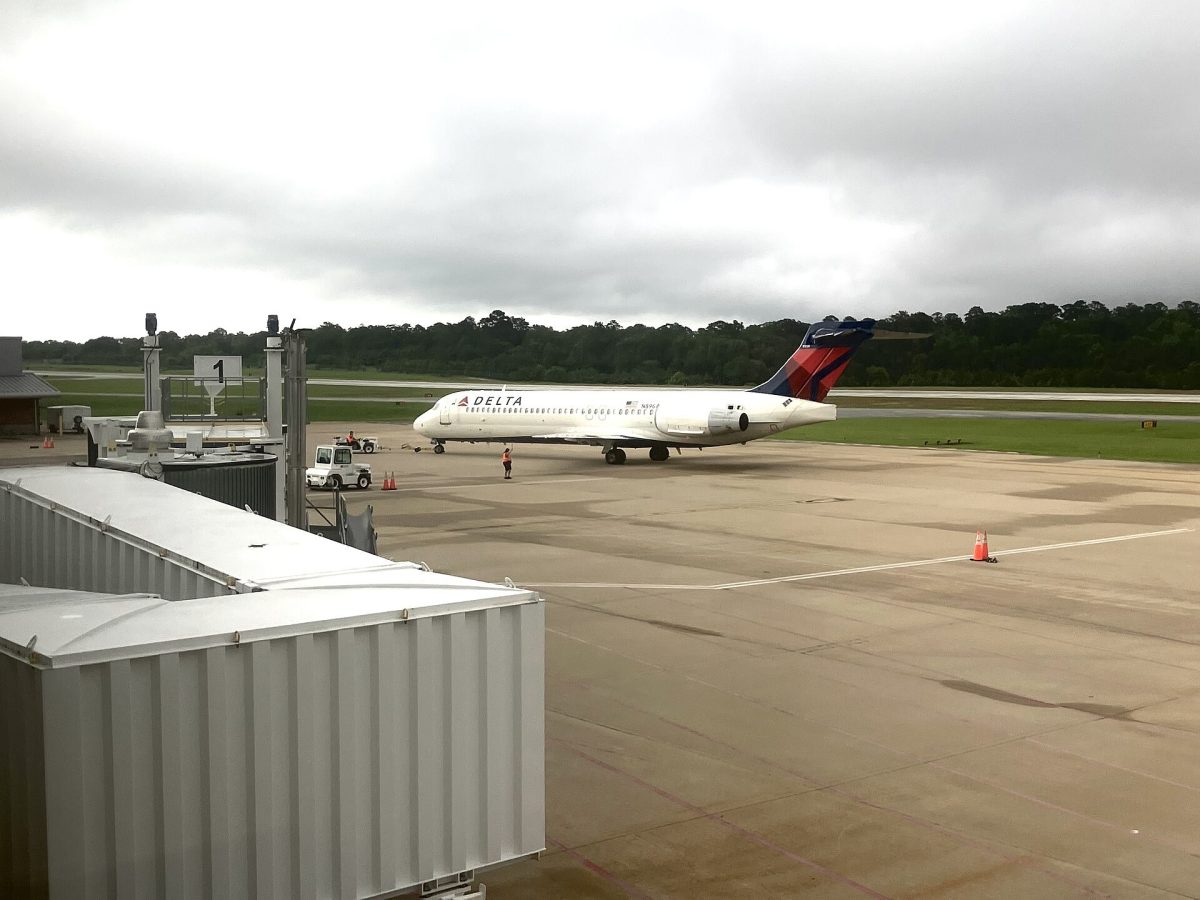 A Delta Boeing 717 pushes back at Columbus Airport on June 19, 2026, during Delta's summer trial of the larger plane.