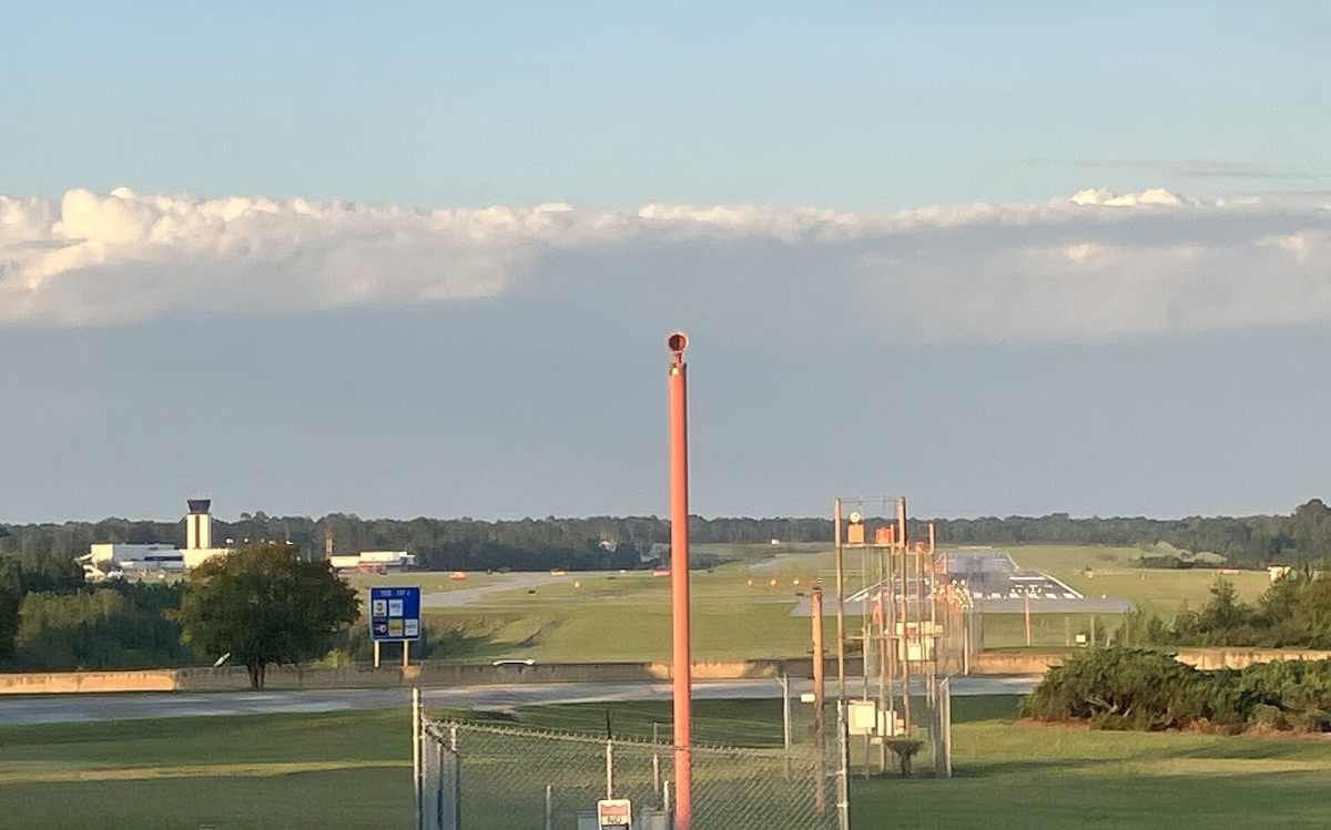 Columbus Airport seen from the approach lights at the end of Runway 6.